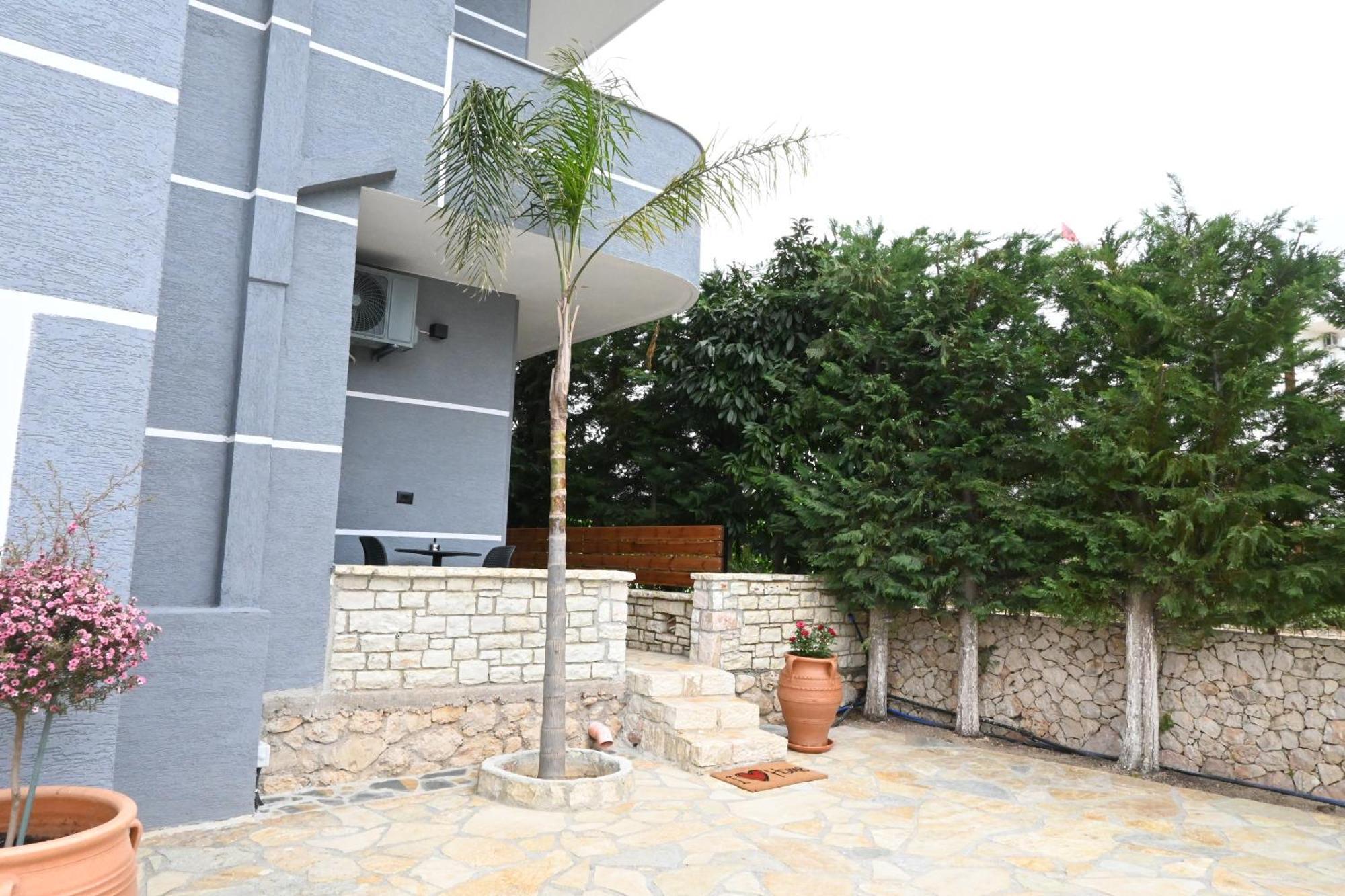Vila La Familia Ksamil Luaran gambar